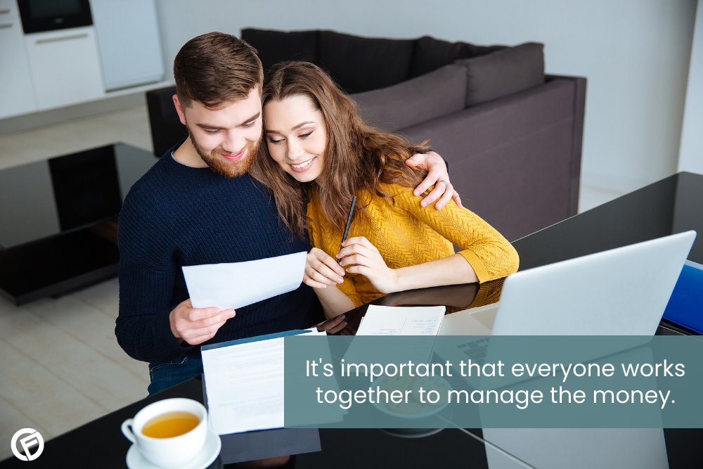 It's important that everyone works together to manage the money. - Cashfloat